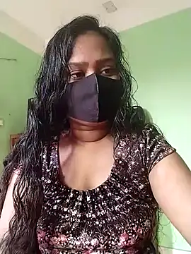 Snapshot of Idhika_Paul chatting on March 19, 2025, 10:00 am Idhika Paul online show from March 19, 2025, 10:00 am