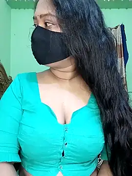 Snapshot of Idhika_Paul chatting on March 22, 2025, 4:45 am Idhika Paul online show from March 22, 2025, 4:45 am