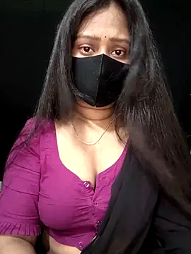 Snapshot of Idhika_Paul chatting on September 27, 2025, 9:47 am Idhika Paul online show from September 27, 2025, 9:47 am