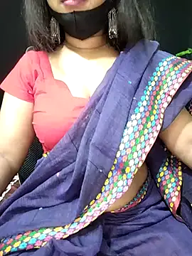 Snapshot of Idhika_Paul chatting on October 4, 2025, 8:23 am Idhika Paul online show from October 4, 2025, 8:23 am