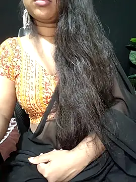 Snapshot of Idhika_Paul chatting on October 4, 2025, 8:29 pm Idhika Paul online show from October 4, 2025, 8:29 pm