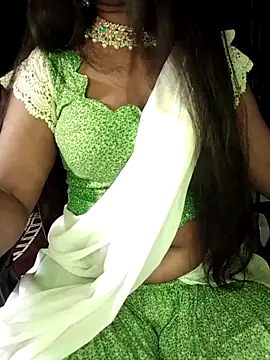 Snapshot of Idhika_Paul chatting on October 5, 2025, 8:34 am Idhika Paul online show from October 5, 2025, 8:34 am