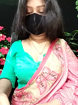 Snapshot of Idhika_Paul chatting on October 9, 2025, 12:19 am Idhika Paul online show from October 9, 2025, 12:19 am