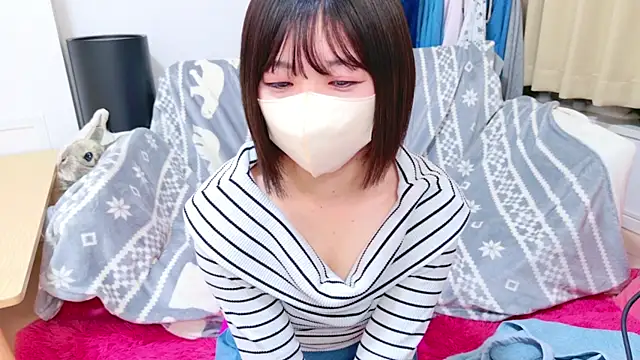 Snapshot of Minami_San chatting on December 4, 2024, 5:11 pm Minami San online show from December 4, 2024, 5:11 pm