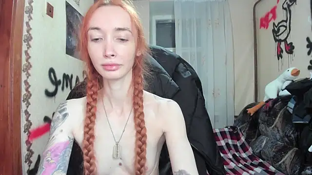 Snapshot of Roxy_Silver chatting on December 4, 2024, 9:46 pm Roxy Silver online show from December 4, 2024, 9:46 pm