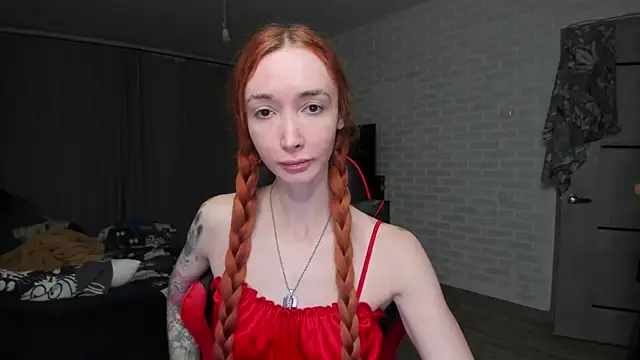Snapshot of Roxy_Silver chatting on October 21, 2025, 8:53 pm Roxy Silver online show from October 21, 2025, 8:53 pm