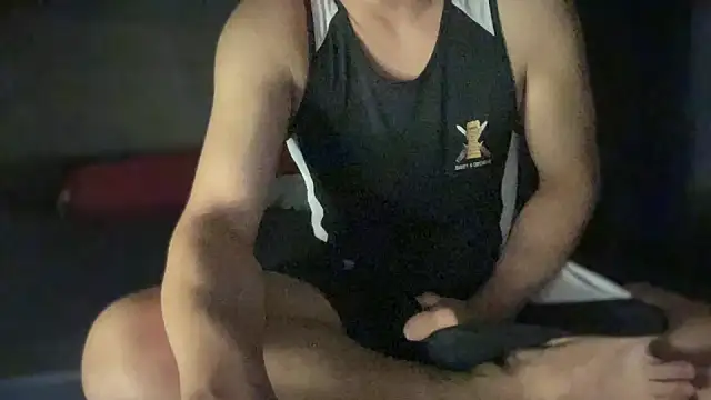 Snapshot of FRIENDLY-GIANT89 chatting on January 18, 2025, 6:10 pm FRIENDLY-GIANT89 online show from January 18, 2025, 6:10 pm