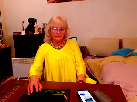 Natali7634 online show from January 17, 2025, 7:38 pm