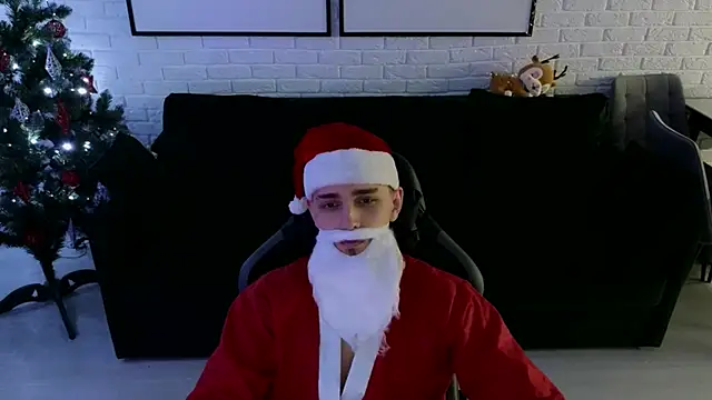 Snapshot of Larstar01 chatting on December 26, 2024, 2:01 am Larstar01 online show from December 26, 2024, 2:01 am