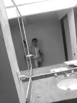 Jerryhottt online show from September 13, 2025, 3:50 am