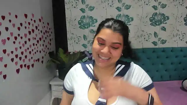 Snapshot of LindaBreeS chatting on January 29, 2025, 4:41 pm LindaBreeS online show from January 29, 2025, 4:41 pm