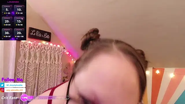 Snapshot of AmyAphrodite chatting on September 23, 2025, 3:42 am AmyAphrodite online show from September 23, 2025, 3:42 am