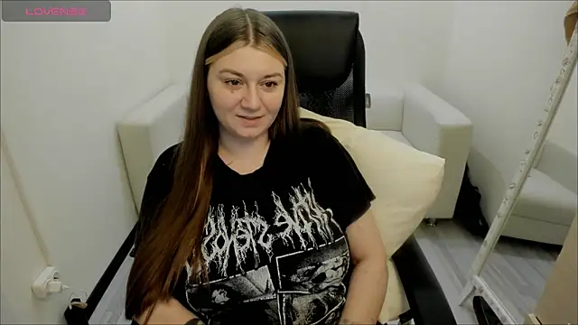 Snapshot of AlisaBacker chatting on January 16, 2025, 2:41 am AlisaBacker online show from January 16, 2025, 2:41 am