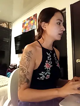 Snapshot of reme_ark23 chatting on March 17, 2025, 11:43 pm reme ark23 online show from March 17, 2025, 11:43 pm