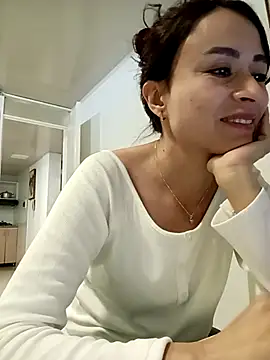 Snapshot of reme_ark23 chatting on September 29, 2025, 3:33 am reme ark23 online show from September 29, 2025, 3:33 am