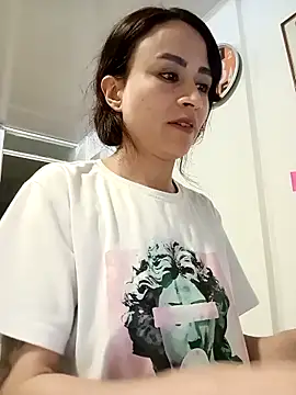 Snapshot of reme_ark23 chatting on September 30, 2025, 3:44 am reme ark23 online show from September 30, 2025, 3:44 am