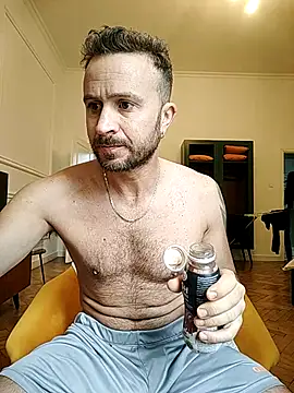 gilera250s online show from September 29, 2025, 9:14 am