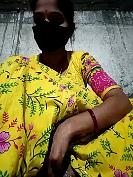 Snapshot of Anushka_Ji chatting on February 5, 2025, 4:36 pm Anushka Ji online show from February 5, 2025, 4:36 pm