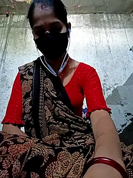 Snapshot of Anushka_Ji chatting on February 23, 2025, 7:00 am Anushka Ji online show from February 23, 2025, 7:00 am