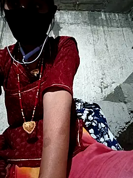 Snapshot of Anushka_Ji chatting on March 18, 2025, 2:26 pm Anushka Ji online show from March 18, 2025, 2:26 pm