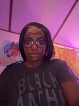 Snapshot of xDestineeXX chatting on October 2, 2025, 3:35 am xDestineeXX online show from October 2, 2025, 3:35 am