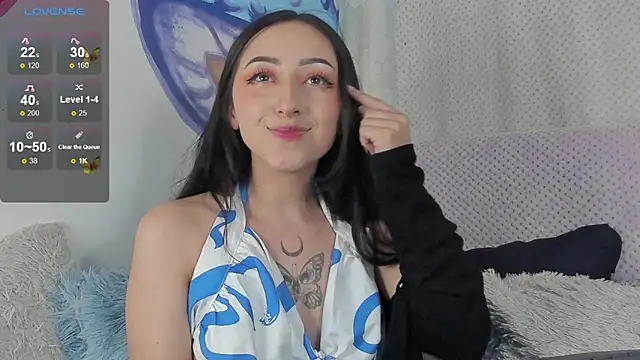 Snapshot of v1cky_ chatting on December 17, 2024, 10:32 pm v1cky  online show from December 17, 2024, 10:32 pm