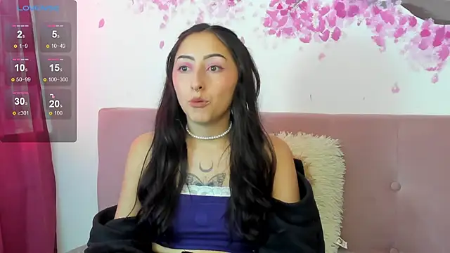 Snapshot of v1cky_ chatting on February 10, 2025, 9:47 pm v1cky  online show from February 10, 2025, 9:47 pm