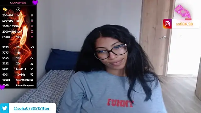 Snapshot of sofia_rosse4 chatting on February 25, 2025, 2:33 pm sofia rosse4 online show from February 25, 2025, 2:33 pm