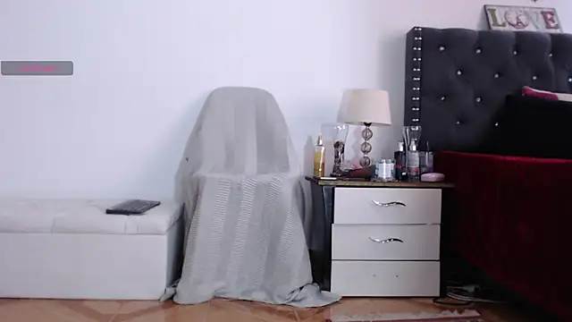 Snapshot of ana_bella1 chatting on February 1, 2025, 8:26 pm ana bella1 online show from February 1, 2025, 8:26 pm