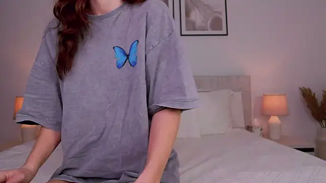 Snapshot of LilyRoselyn chatting on February 12, 2025, 4:01 am LilyRoselyn online show from February 12, 2025, 4:01 am