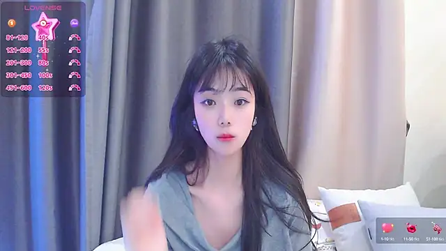 Snapshot of Duludulu_007 chatting on March 11, 2025, 1:34 pm Duludulu 007 online show from March 11, 2025, 1:34 pm