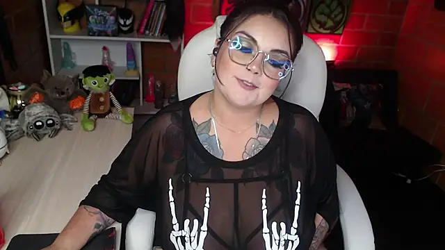 Snapshot of juliette_rd chatting on February 28, 2025, 6:10 am juliette rd online show from February 28, 2025, 6:10 am