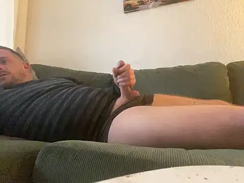 Snapshot of Fuckbuddy36 chatting on January 24, 2025, 12:31 pm Fuckbuddy36 online show from January 24, 2025, 12:31 pm