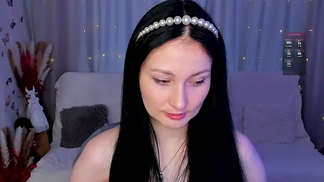 Snapshot of LisaMooore chatting on January 8, 2025, 6:41 am LisaMooore online show from January 8, 2025, 6:41 am