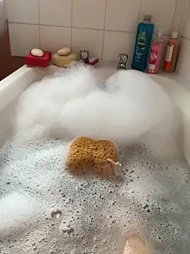 Snapshot of Russell1508 chatting on September 23, 2025, 4:10 pm Russell1508 online show from September 23, 2025, 4:10 pm