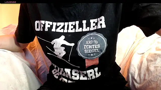 Snapshot of Perversdemlni chatting on March 22, 2025, 9:42 pm Perversdemlni online show from March 22, 2025, 9:42 pm