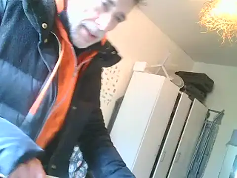 Snapshot of DaddyQuimHot chatting on December 15, 2024, 11:34 am DaddyQuimHot online show from December 15, 2024, 11:34 am