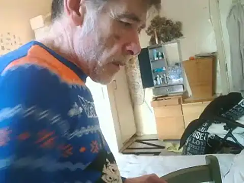 Snapshot of DaddyQuimHot chatting on February 6, 2025, 4:03 pm DaddyQuimHot online show from February 6, 2025, 4:03 pm