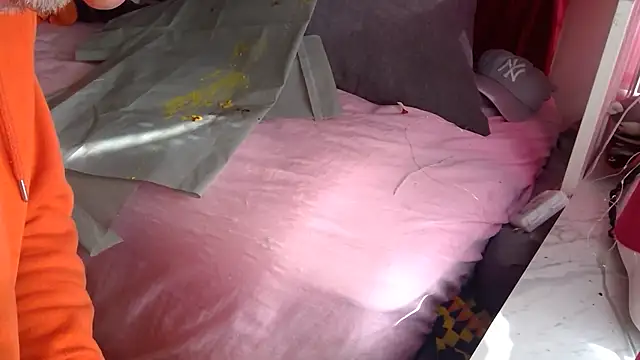 Snapshot of DaddyQuimHot chatting on September 19, 2025, 8:16 am DaddyQuimHot online show from September 19, 2025, 8:16 am