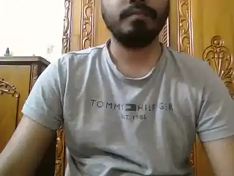 desiboyasif online show from October 24, 2025, 5:42 pm