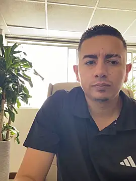 Snapshot of DanielGomez9 chatting on December 25, 2024, 3:06 pm DanielGomez9 online show from December 25, 2024, 3:06 pm