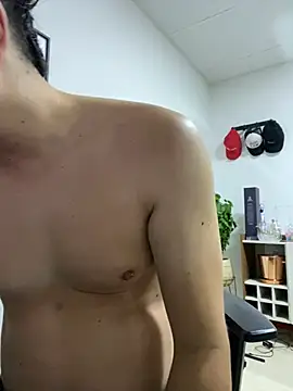 Snapshot of DanielGomez9 chatting on January 21, 2025, 12:18 pm DanielGomez9 online show from January 21, 2025, 12:18 pm