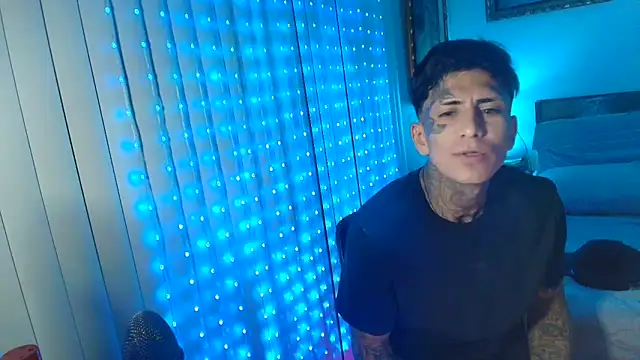 Snapshot of Papinine6 chatting on September 10, 2025, 8:25 am Papinine6 online show from September 10, 2025, 8:25 am