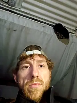 Snapshot of Snowwisss chatting on March 19, 2025, 8:23 am Snowwisss online show from March 19, 2025, 8:23 am