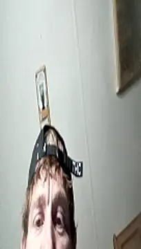 Snapshot of Snowwisss chatting on October 27, 2025, 2:15 am Snowwisss online show from October 27, 2025, 2:15 am