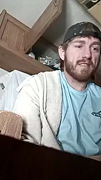 Snapshot of Snowwisss chatting on November 4, 2025, 11:48 pm Snowwisss online show from November 4, 2025, 11:48 pm