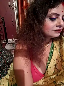 Snapshot of Maaya66 chatting on December 7, 2024, 4:58 pm Maaya66 online show from December 7, 2024, 4:58 pm