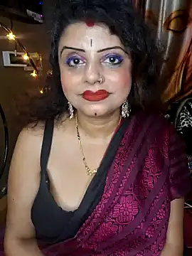 Snapshot of Maaya66 chatting on January 15, 2025, 4:21 pm Maaya66 online show from January 15, 2025, 4:21 pm