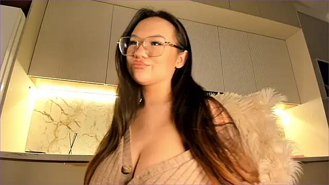 Snapshot of sally_009 chatting on February 1, 2025, 8:18 am sally 009 online show from February 1, 2025, 8:18 am