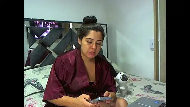 Snapshot of adan_eva960 chatting on November 11, 2025, 1:00 pm adan eva960 online show from November 11, 2025, 1:00 pm